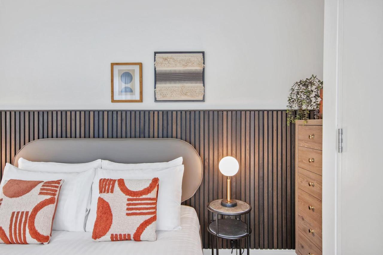 Bow Lane By Aeria Apartments London Bagian luar foto