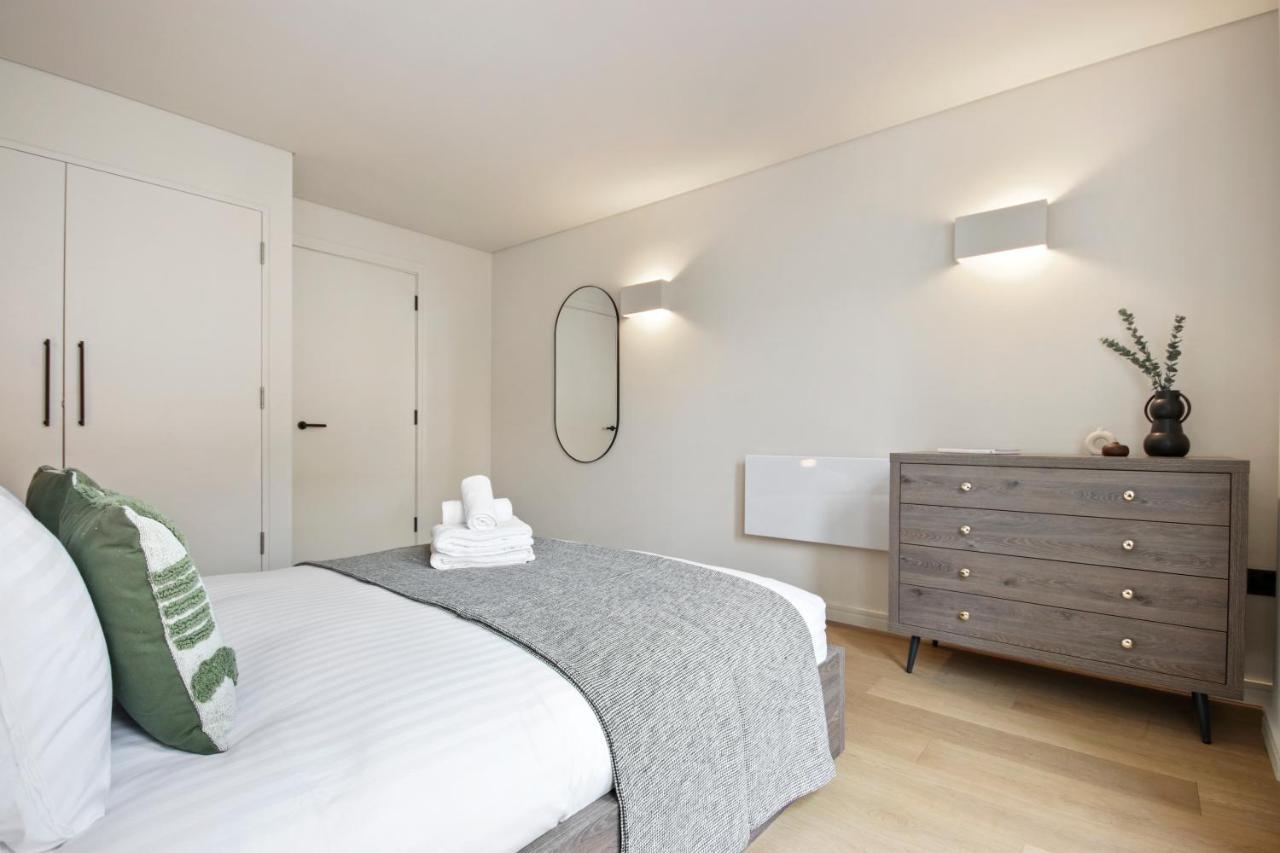 Bow Lane By Aeria Apartments London Bagian luar foto